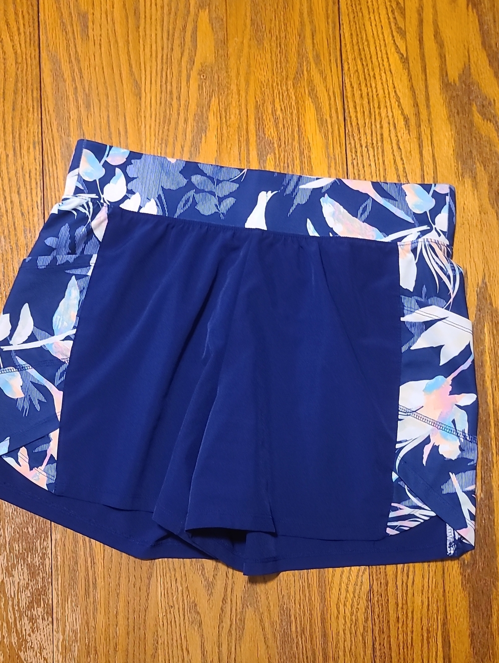 tek gear Navy Blue Floral-Accent Performance Skort - Ladies Large